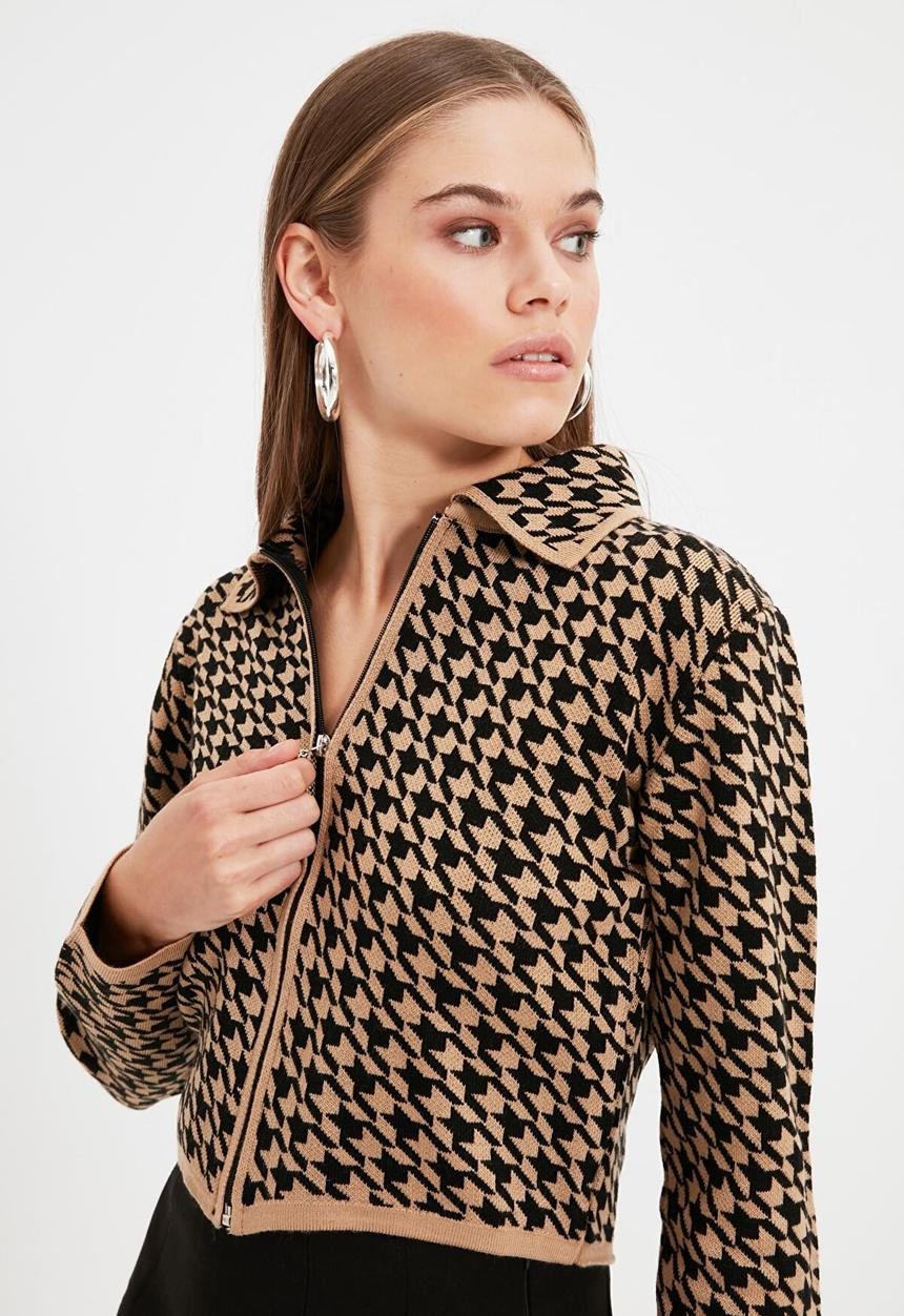 Trendyol - Collar detailed cardigan - camel