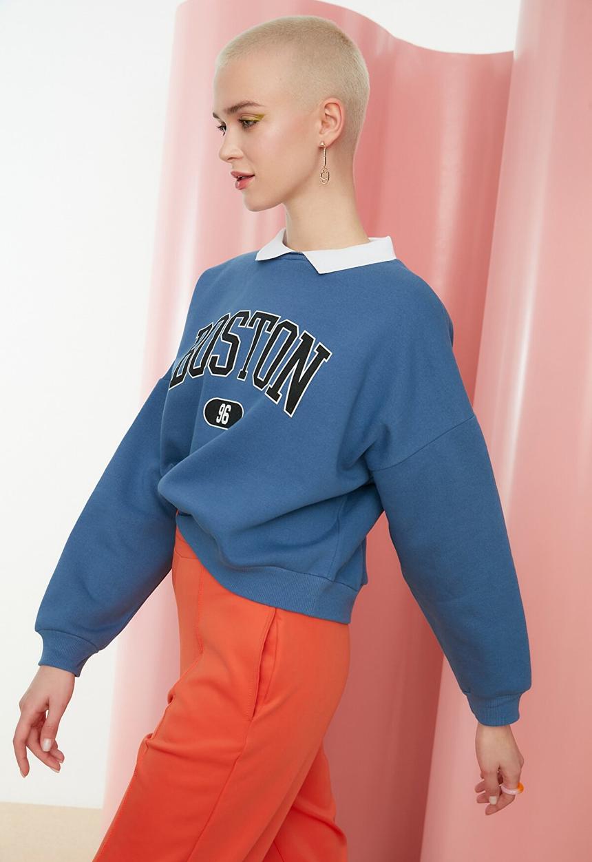 Trendyol - Printed boyfriend sweatshirt - indigo