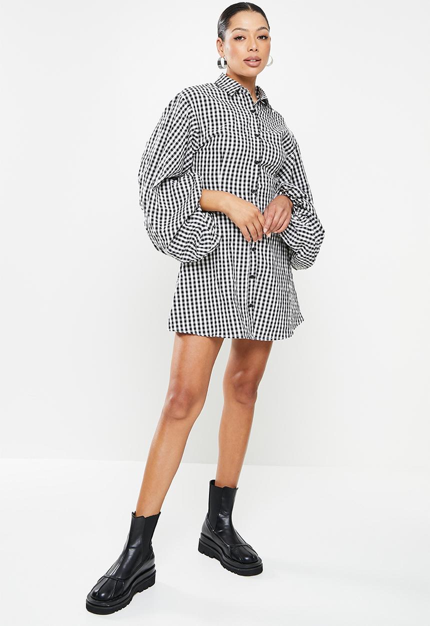 Missguided - Balloon sleeve gingham mini dress - black & white 