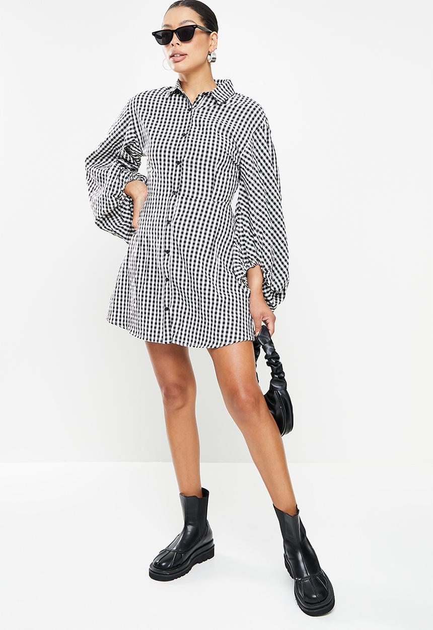 Missguided - Balloon sleeve gingham mini dress - black & white 