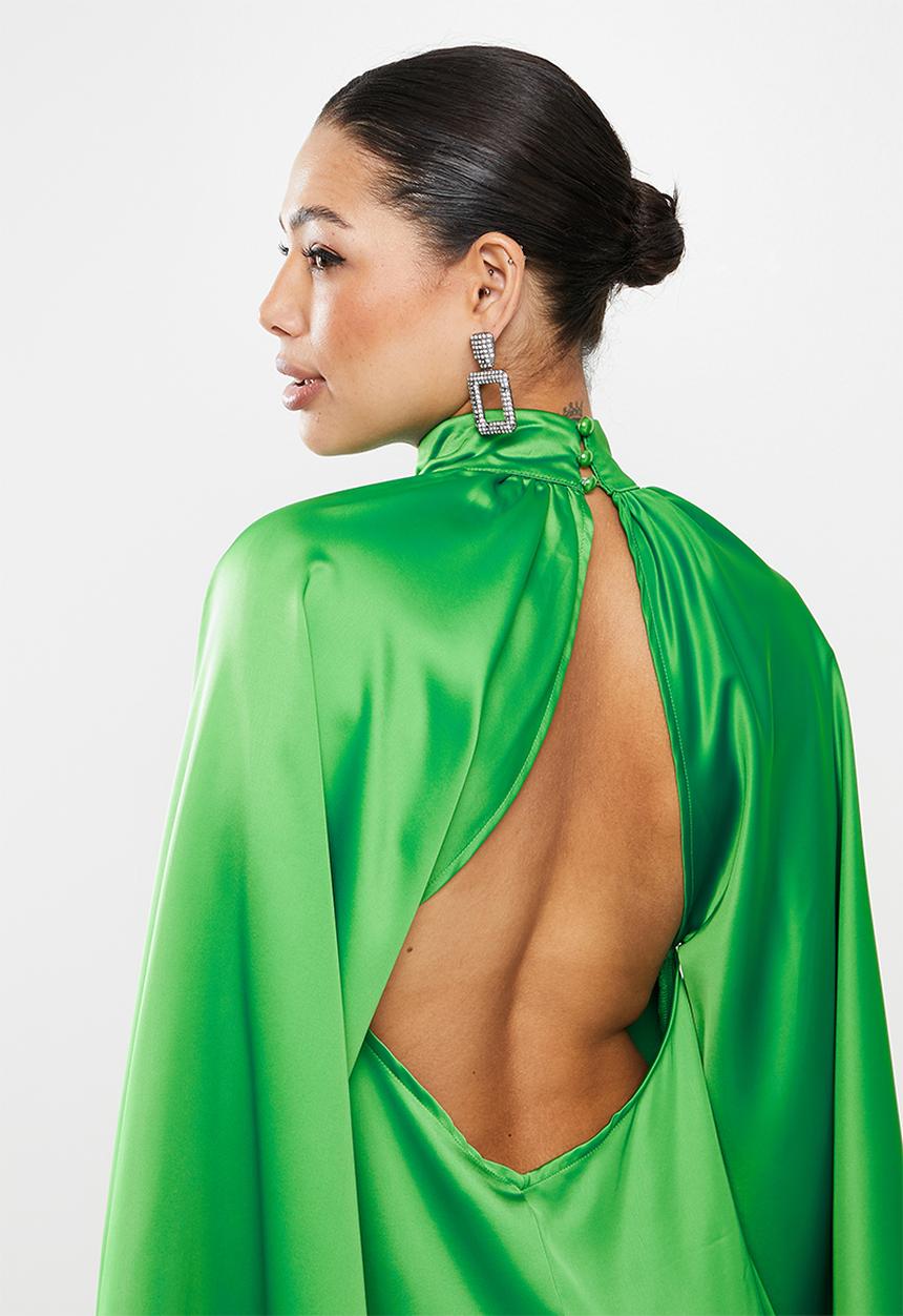 Missguided - Cut out back flare sleeve satin - emerald