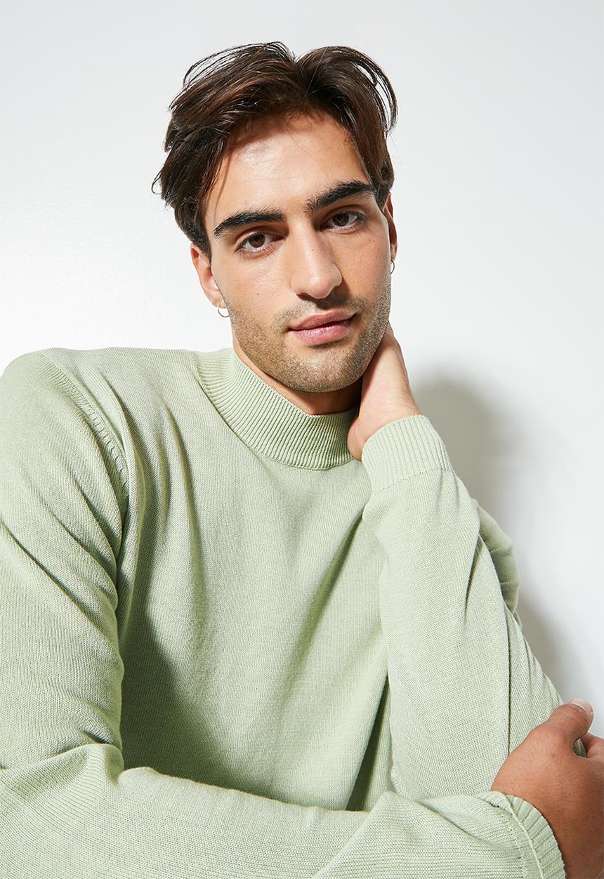 Superbalist - Slim fit high neck knit - pale green