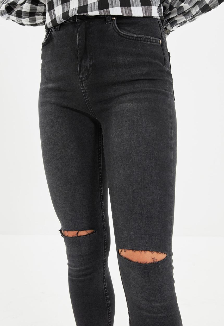 Trendyol - Ripped detailed high waist skinny jeans - black