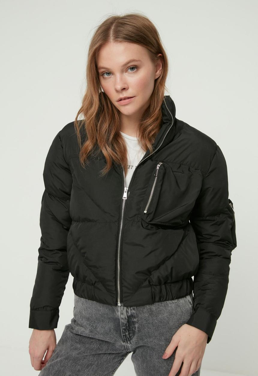 Trendyol - Pocket detailed zipper closure cropped jacket  - black
