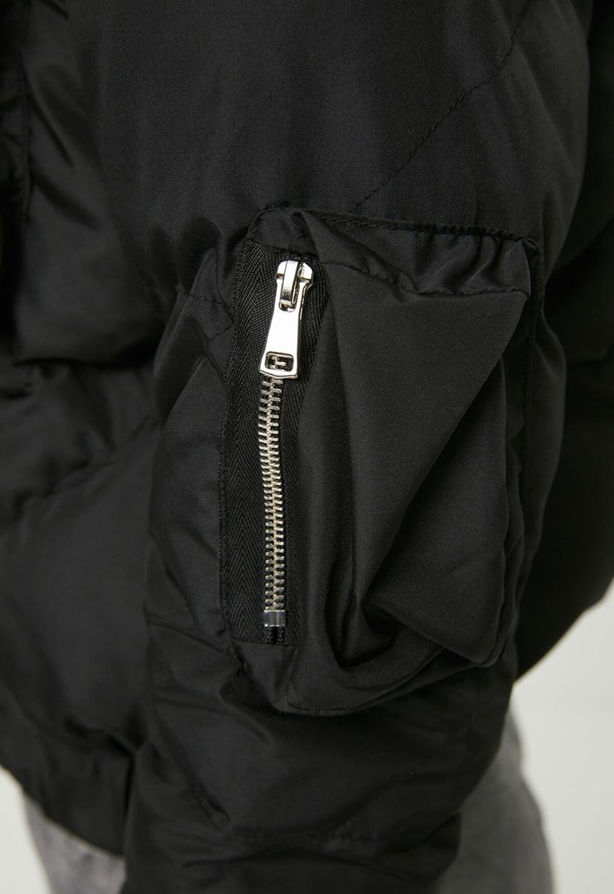 Trendyol - Pocket detailed zipper closure cropped jacket  - black