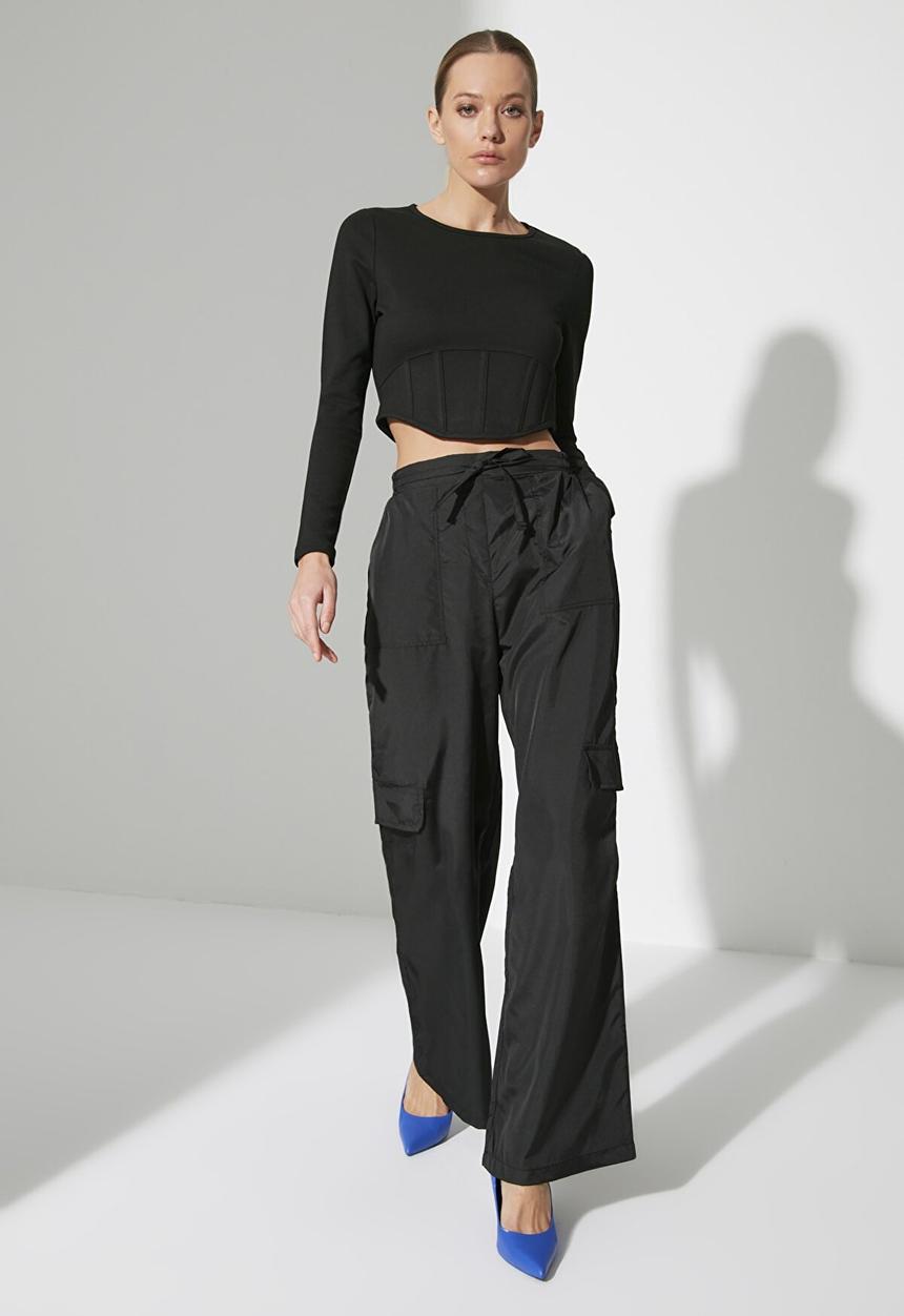 Trendyol - Parachute fabric belted flare trousers - black