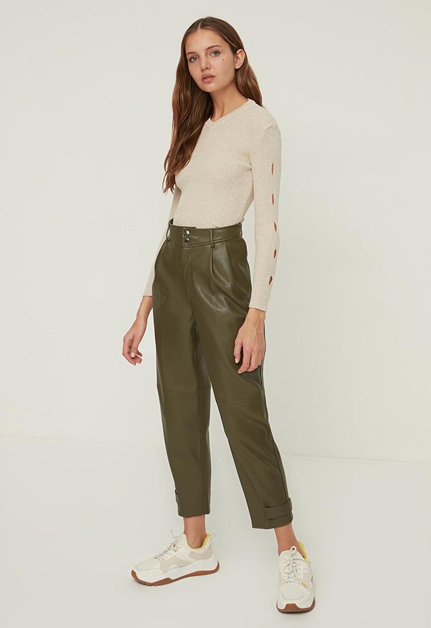 Trendyol - Cut out detailed knitwear sweater - ecru