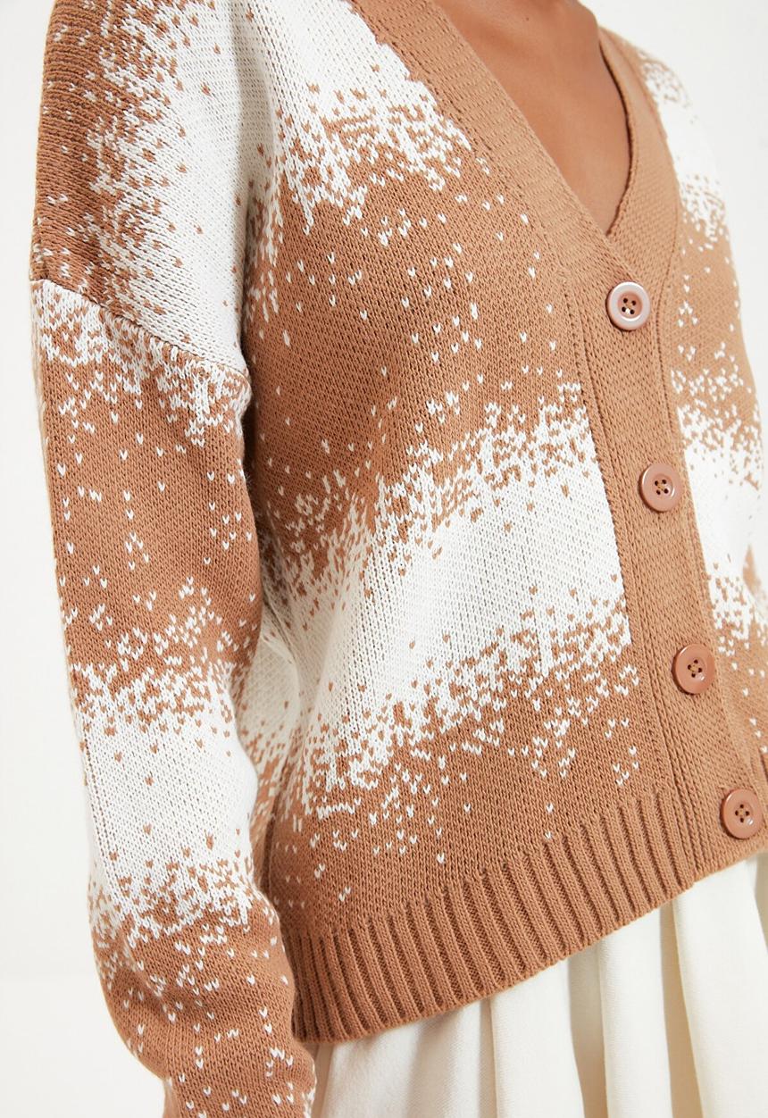 Trendyol - Jacquard knitwear cardigan - camel