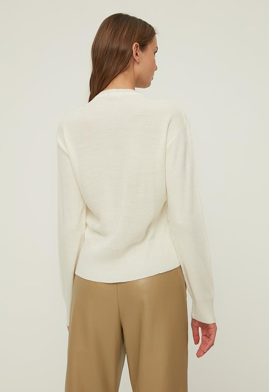 Trendyol - Knitted detailed knitwear sweater - ecru