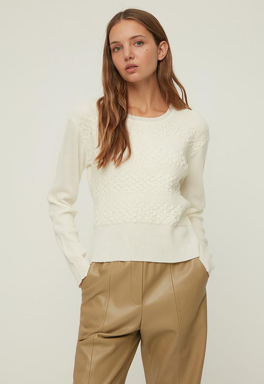 Trendyol - Knitted detailed knitwear sweater - ecru
