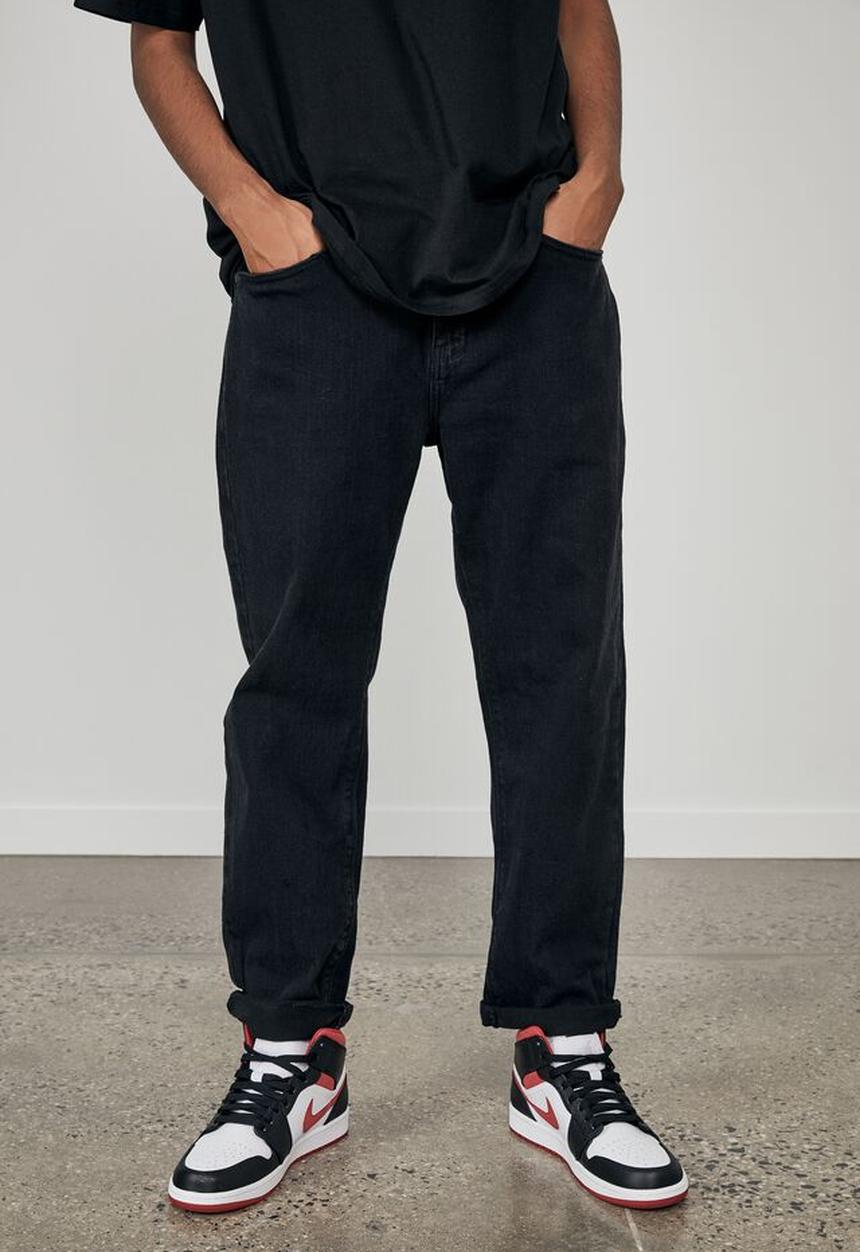 Factorie - Relaxed fit jean - washed black