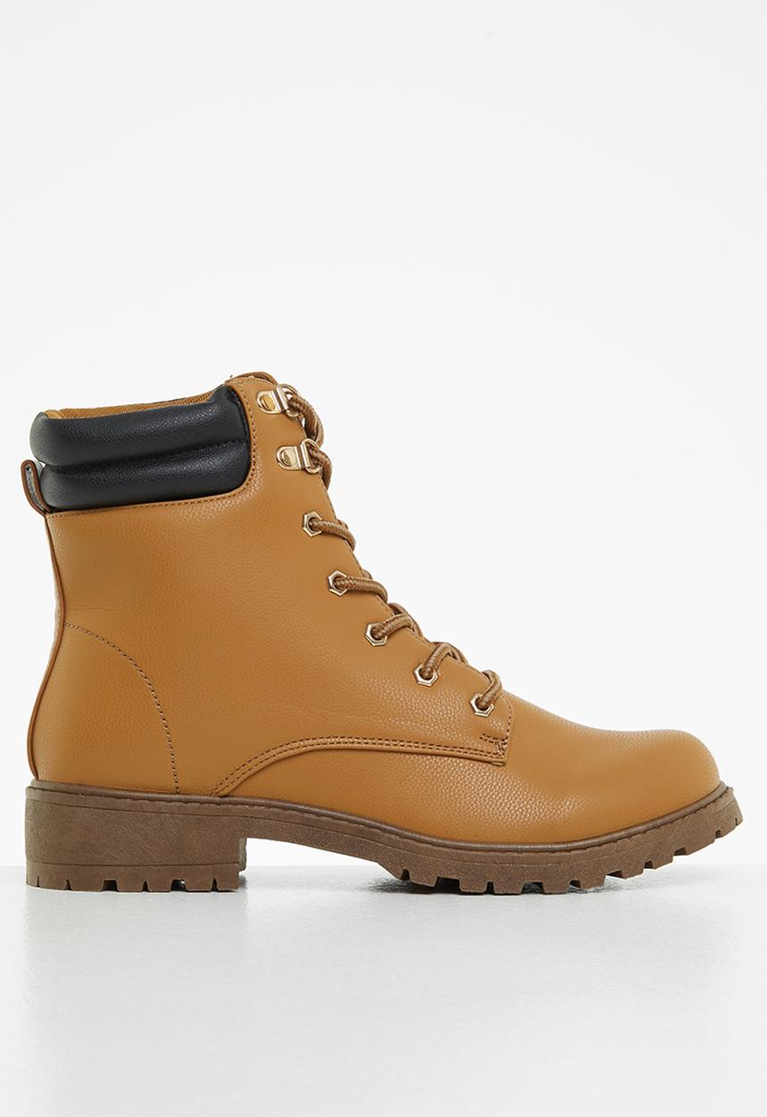 Seduction - Chunky lace-up hiking boot - honey