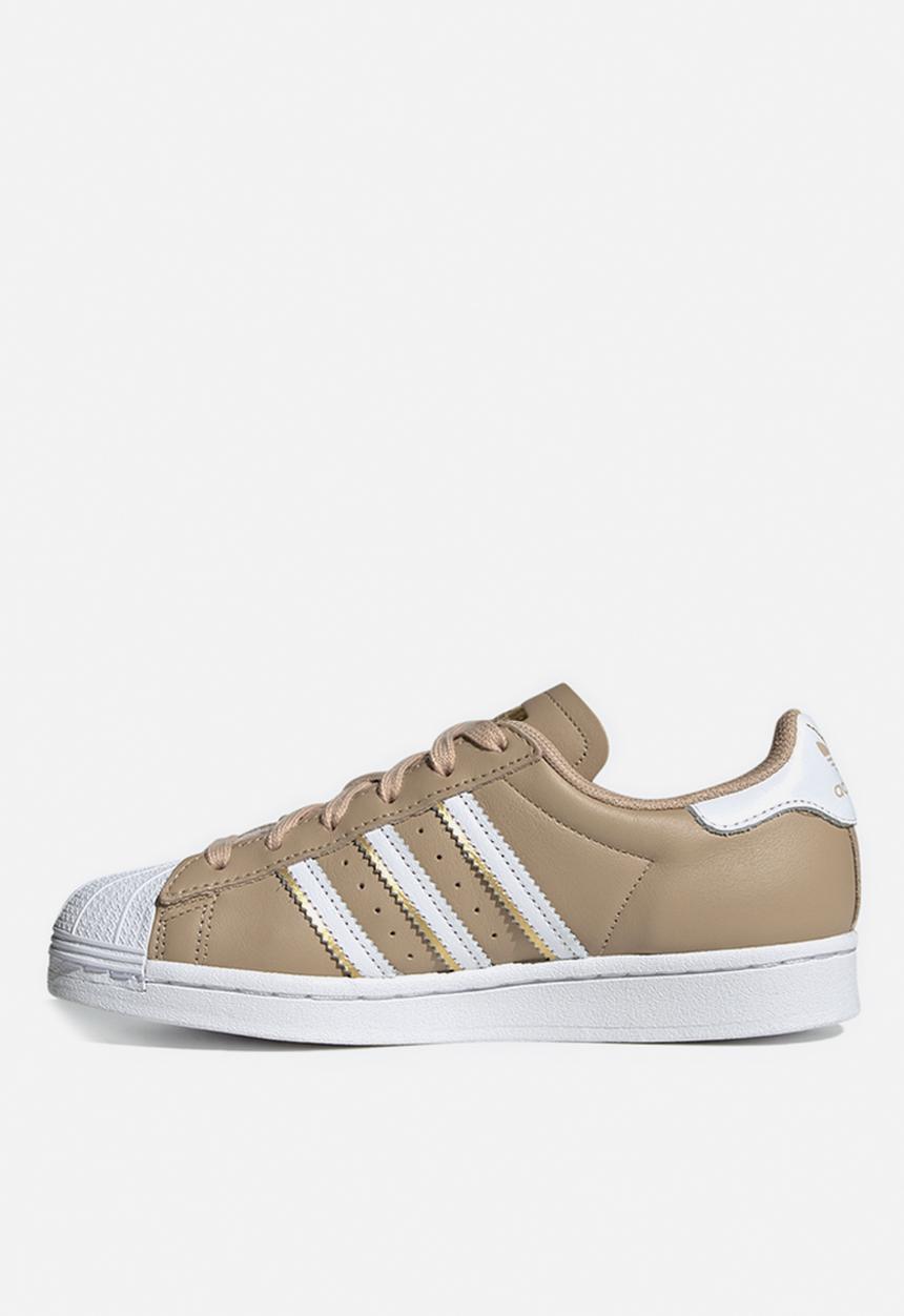 adidas Originals - Superstar - ftwr white/st pale nude/gold met.
