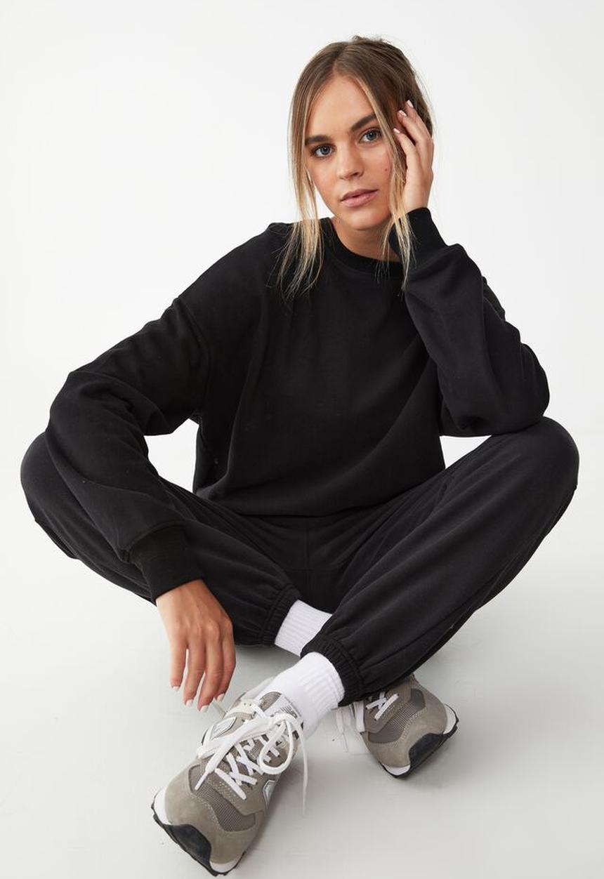 Cotton On - Plush oversized crew - black