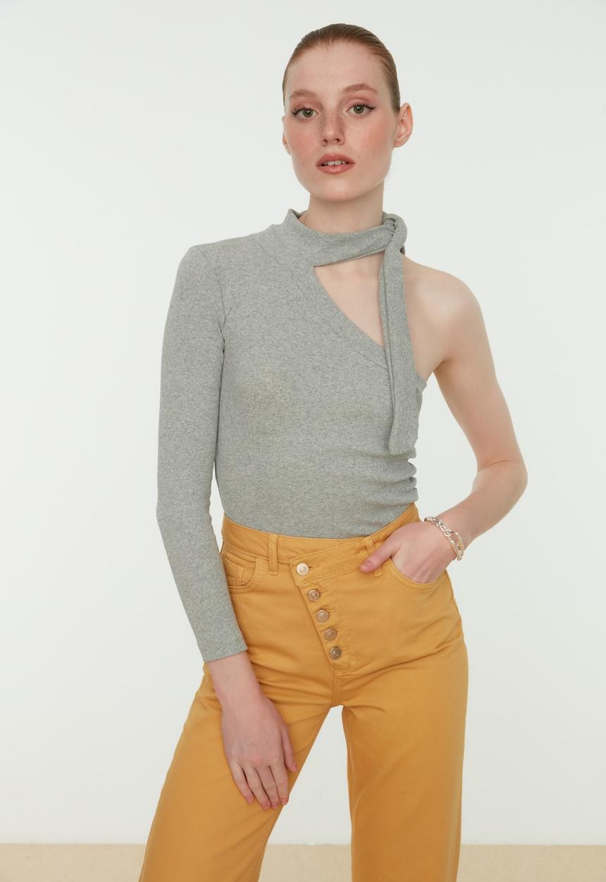 Trendyol - Shoulder detailed tie knitted blouse - grey
