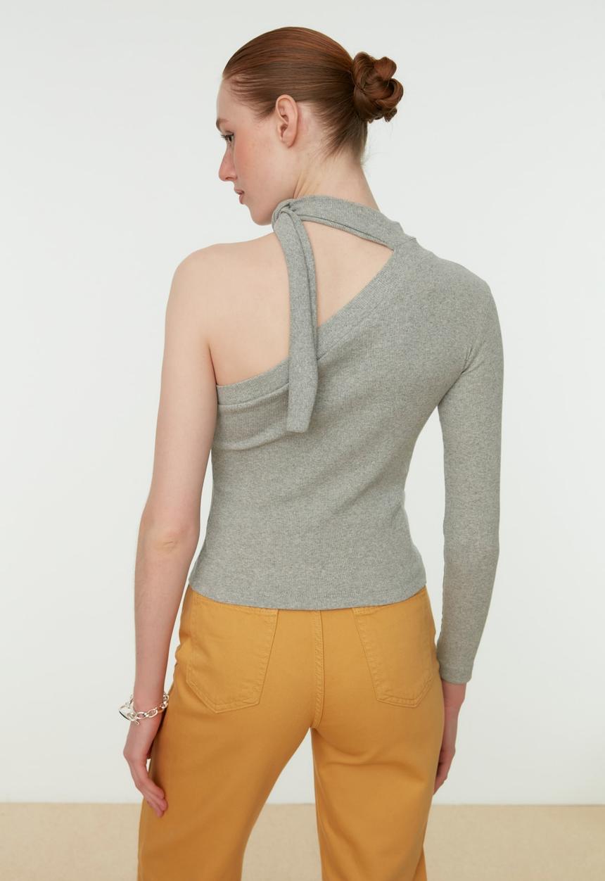 Trendyol - Shoulder detailed tie knitted blouse - grey