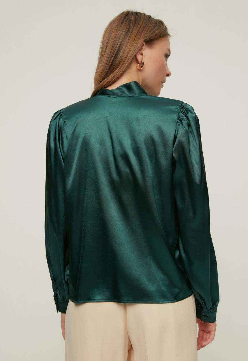 Trendyol - Foulard collar blouse - green