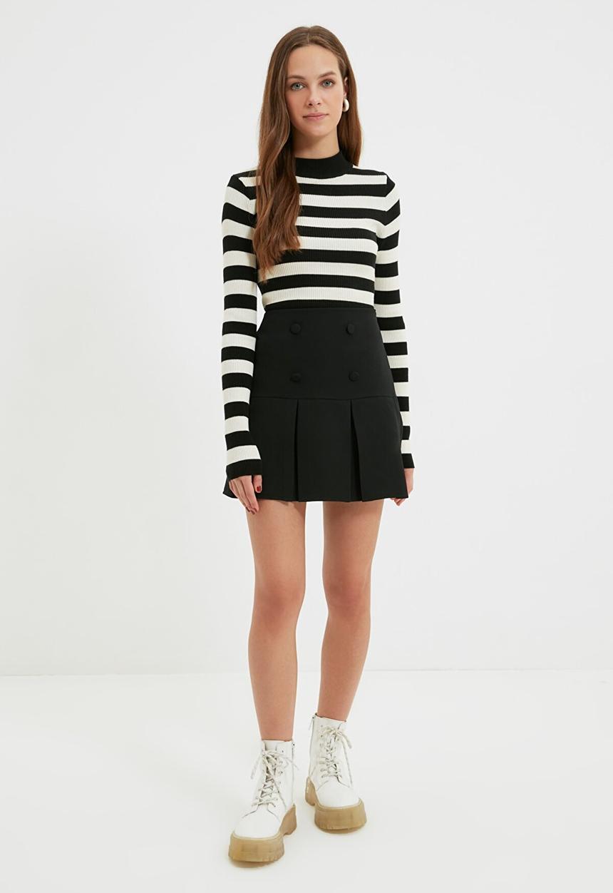 Trendyol - Buttoned skirt - black