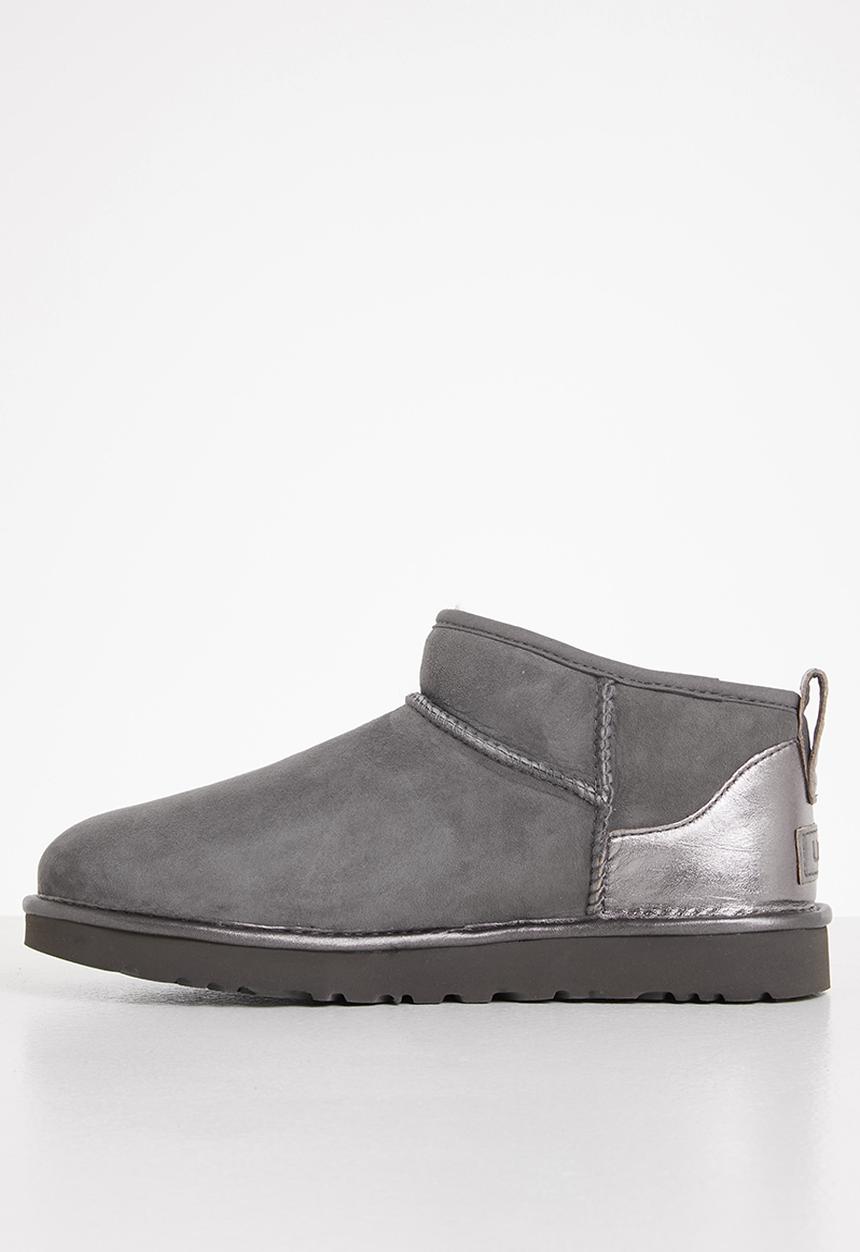 UGG® - Classic ultra mini shine - charcoal