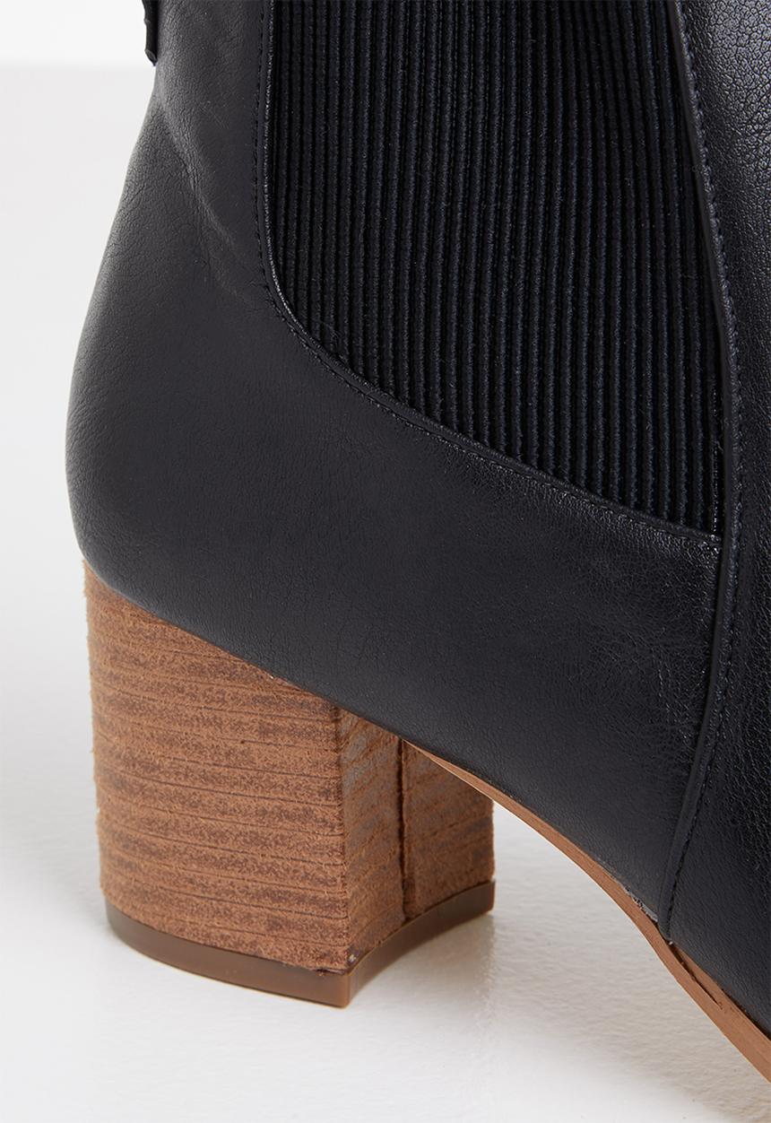 edit - Jalila ankle boot - black