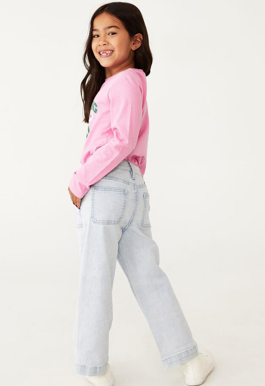 Cotton On - Penelope long sleeve tee - pink gerbera &  busy changing the world