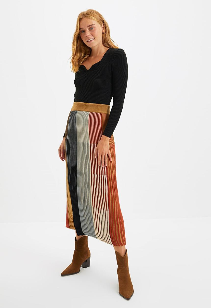 Trendyol - Color block knitwear skirt - camel
