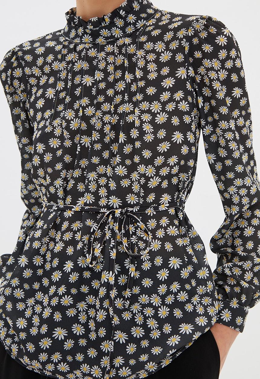 Trendyol - High collar printed blouse  - black