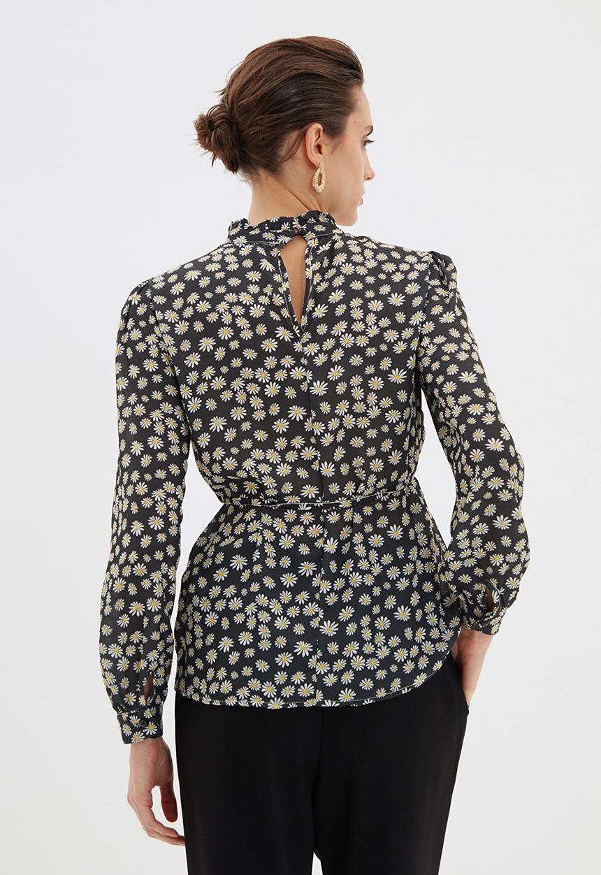 Trendyol - High collar printed blouse  - black