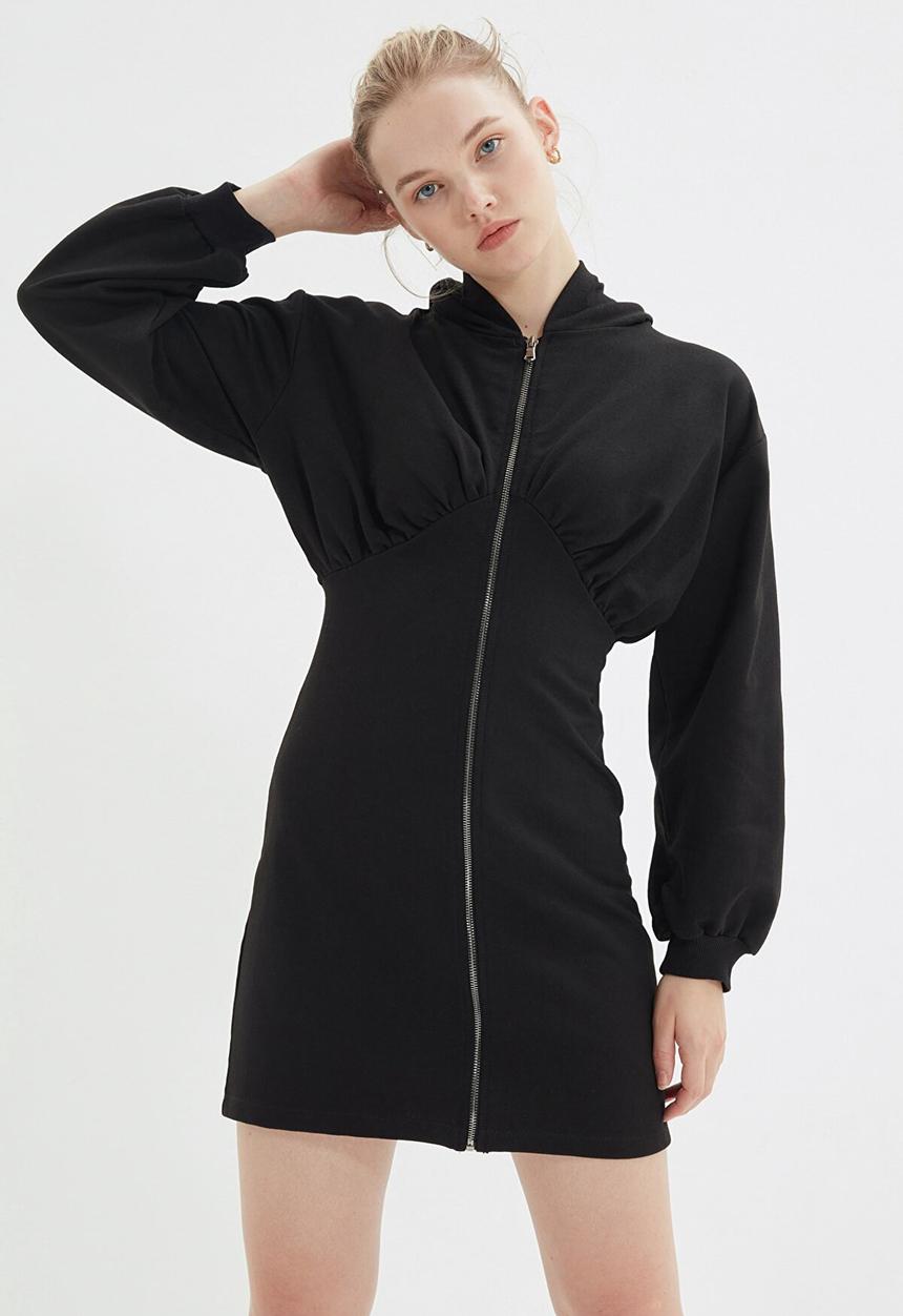 Trendyol - Zippered and hooded mini slim knitted dress - black