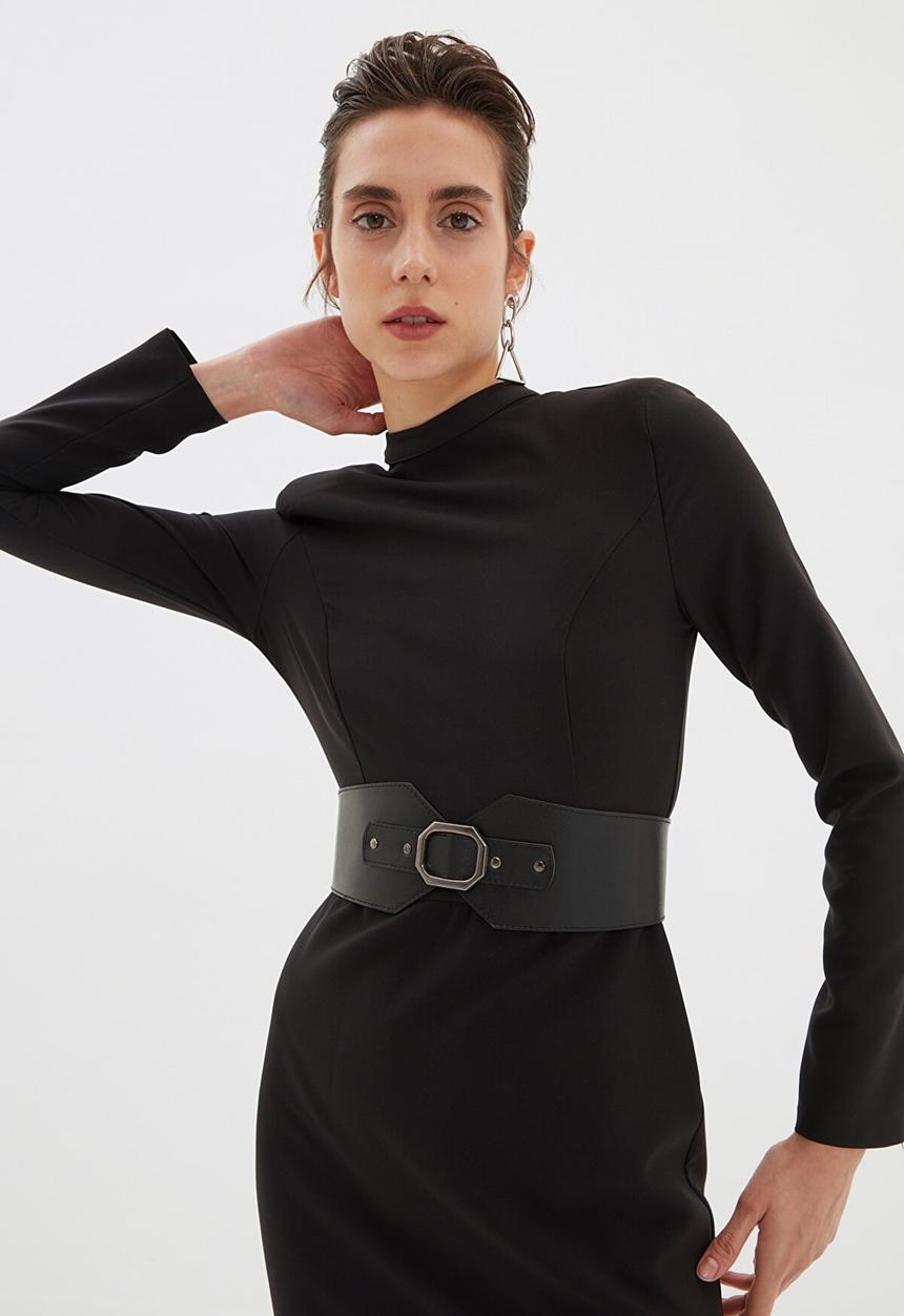 Trendyol - Belted dress - black