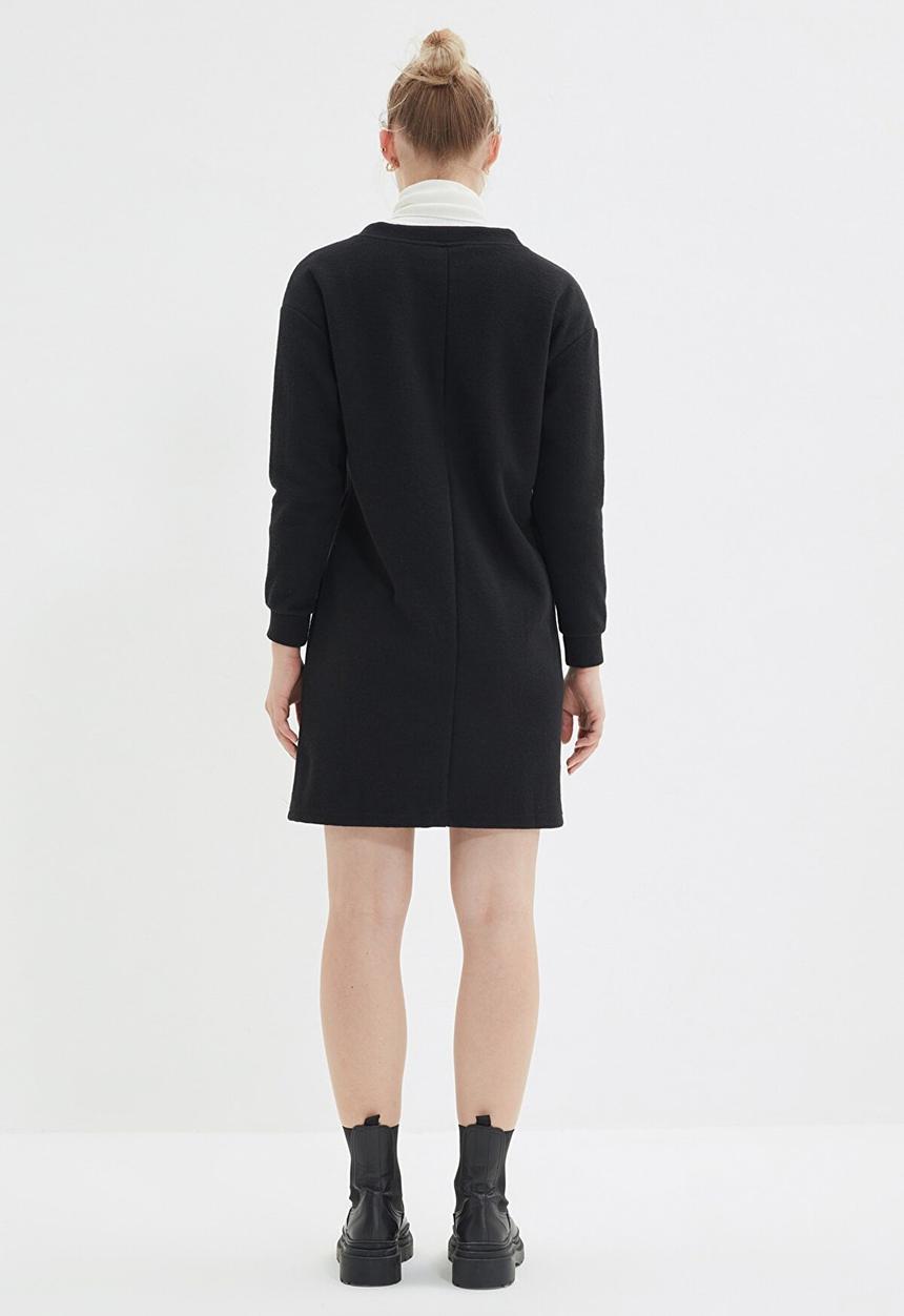Trendyol - V neck knitted dress - black