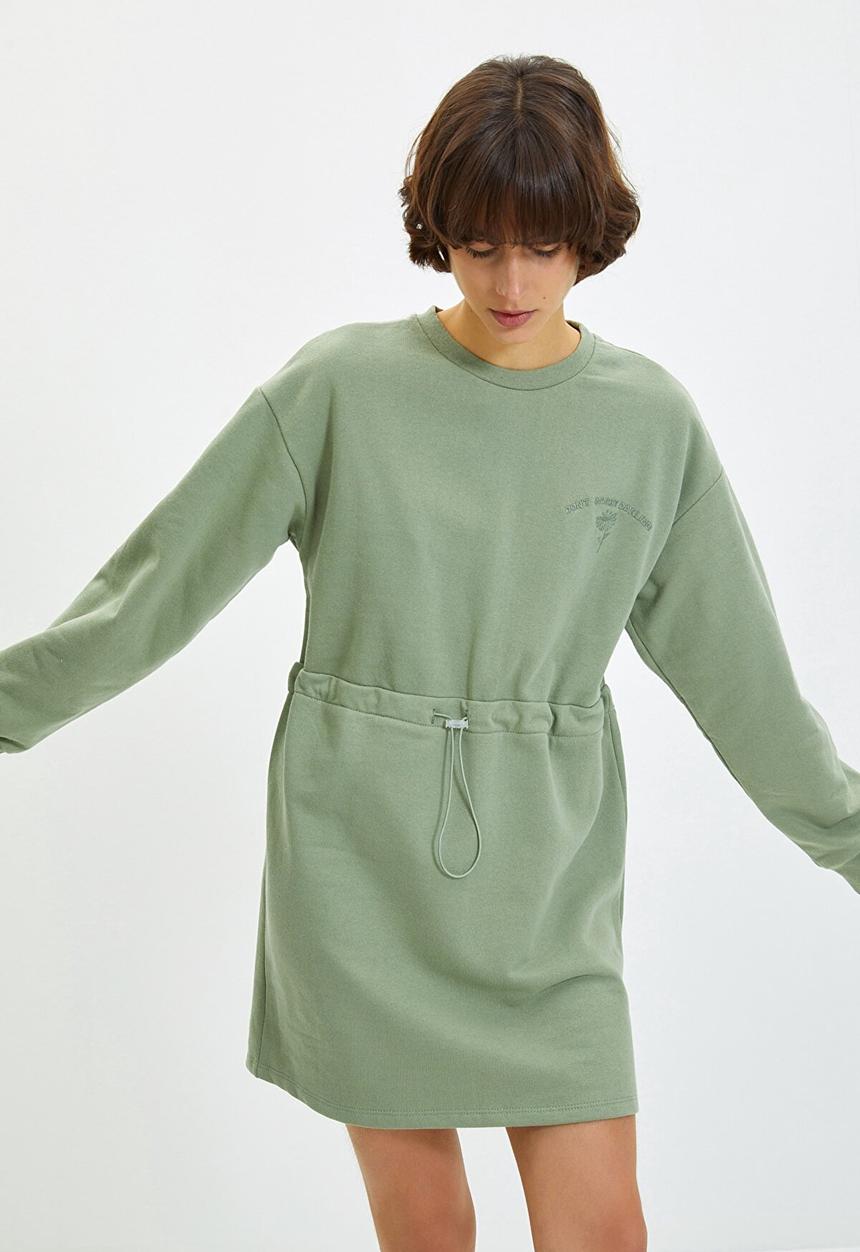 Trendyol - Waist pleated embroidered and raised knitted dress - mint