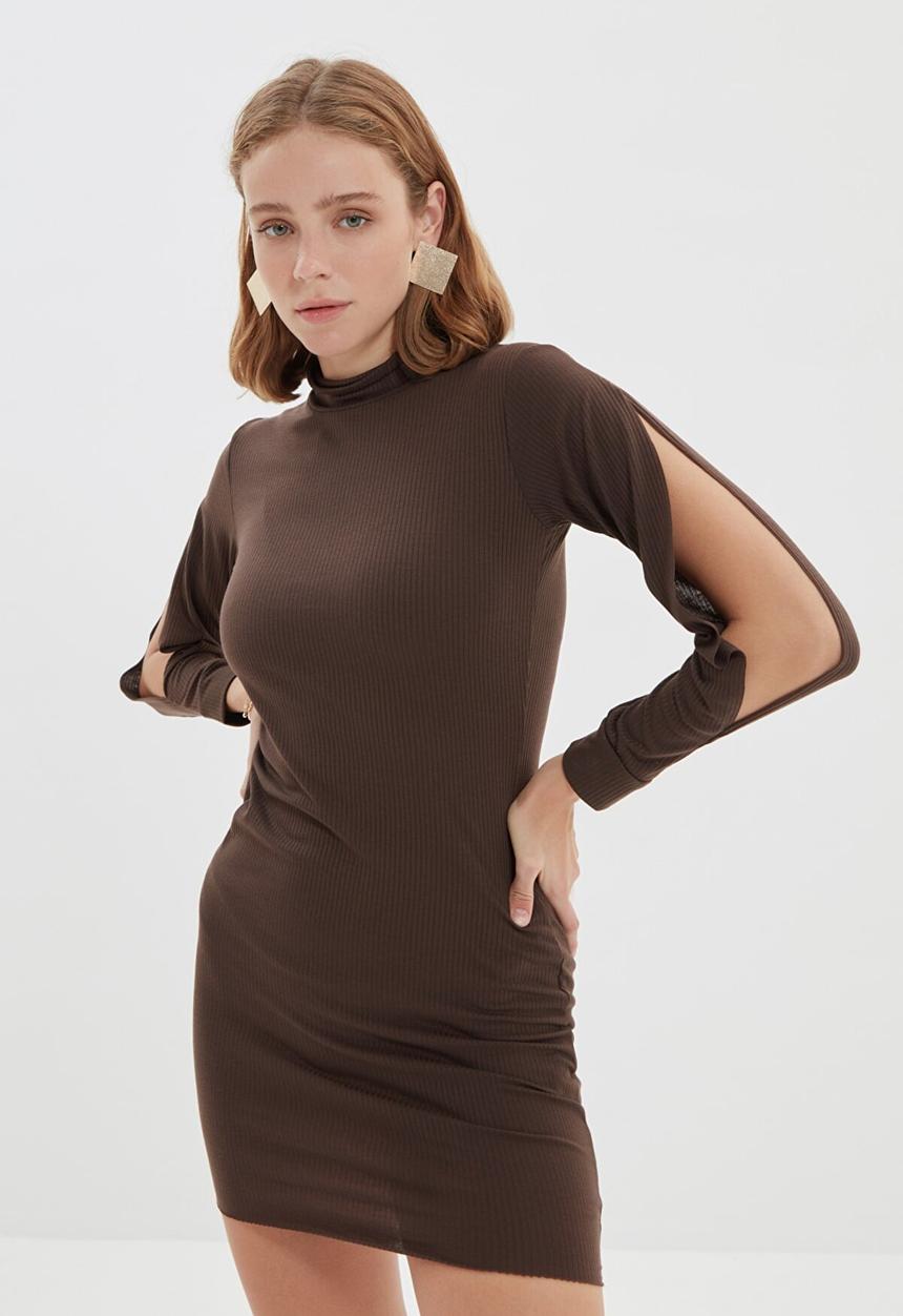 Trendyol - Sleeve slit detailed corduroy knitted dress - brown