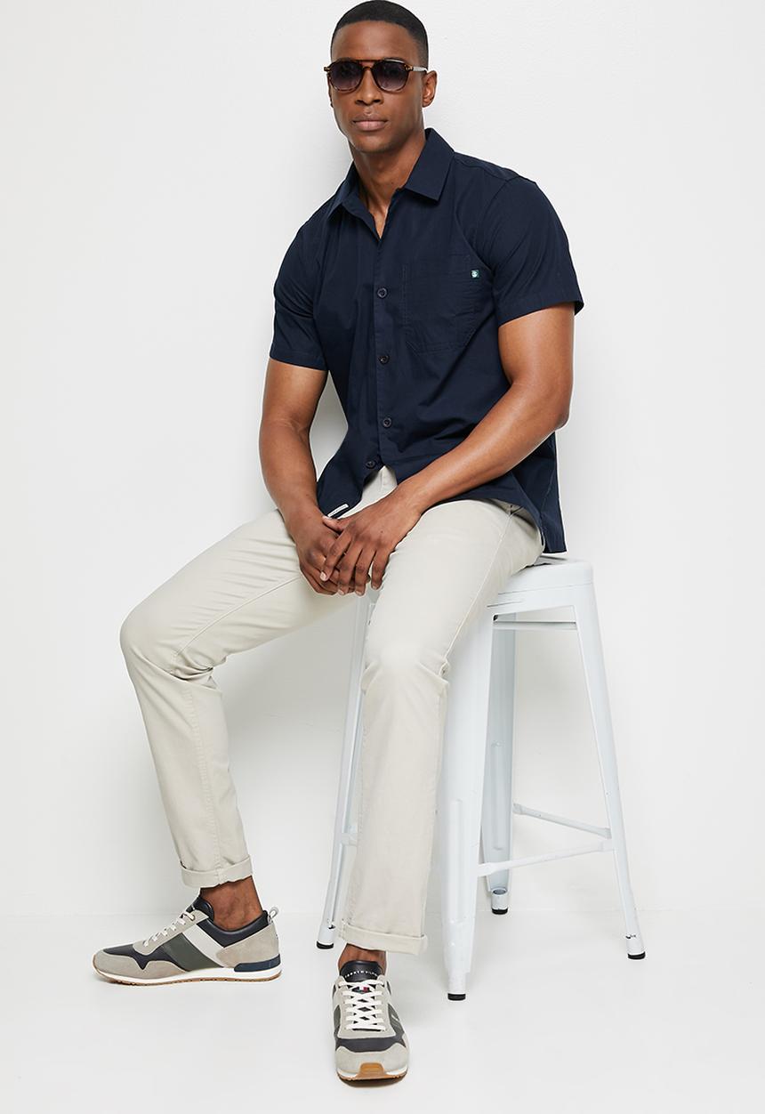 Lark & Crosse - Regular fit oxford short sleeve shirt - navy