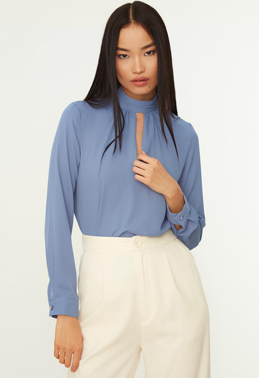 Trendyol - Neck detailed blouse - blue