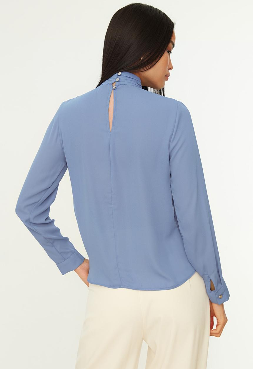 Trendyol - Neck detailed blouse - blue