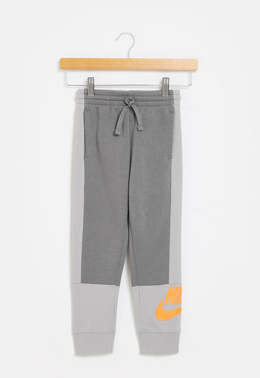 Nike - Nkb amplify pants - smoke grey