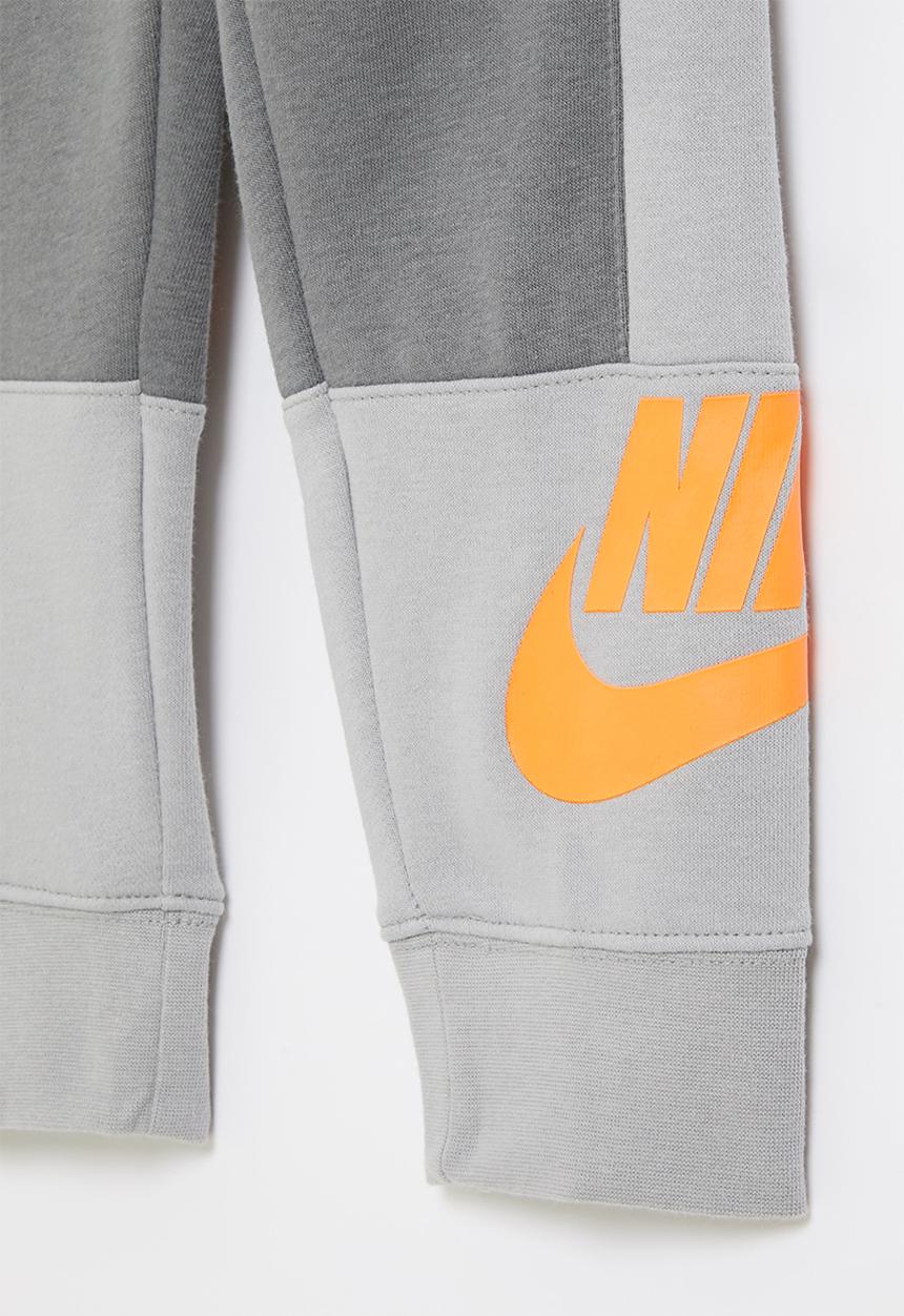 Nike - Nkb amplify pants - smoke grey
