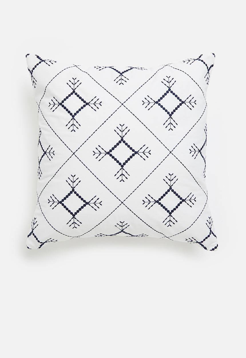 Sixth Floor - Emb cushion cover  - white & navy