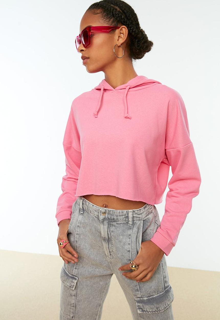 Trendyol - Hooded crop knitted slim sweatshirt  - pink