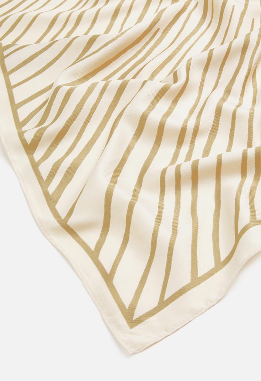 edit - Paige neckerchief - cream