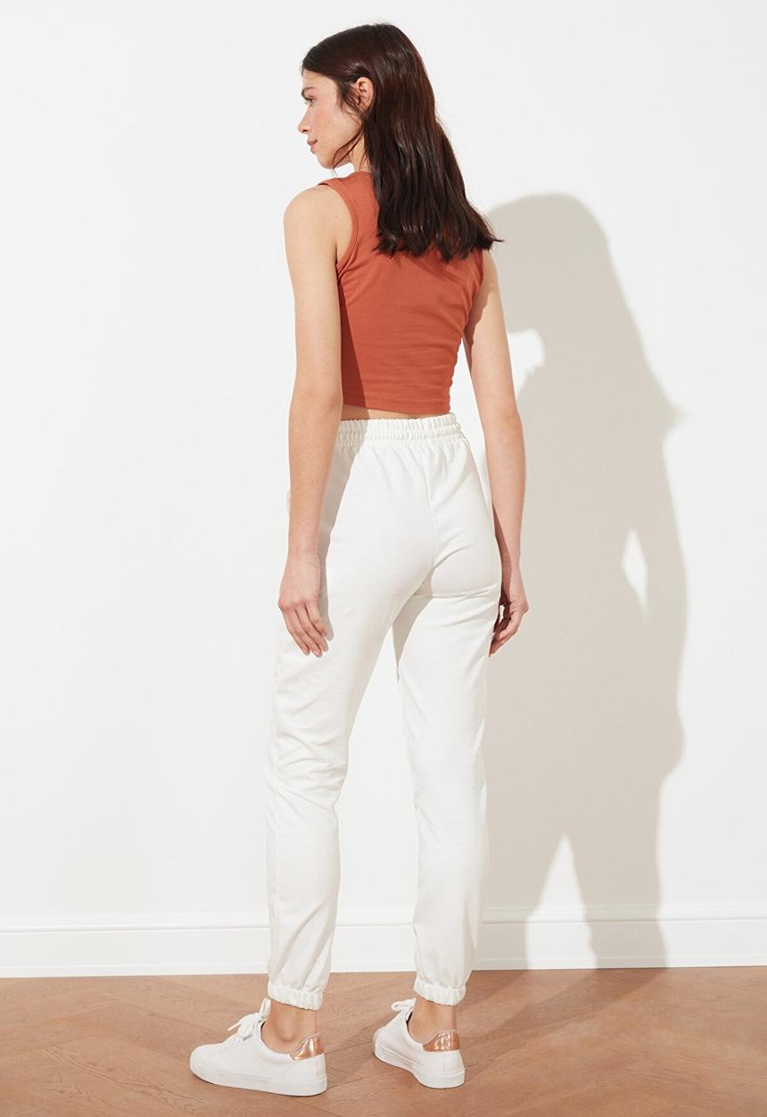 Trendyol - Basic jogger knitted sweatpants - ecru