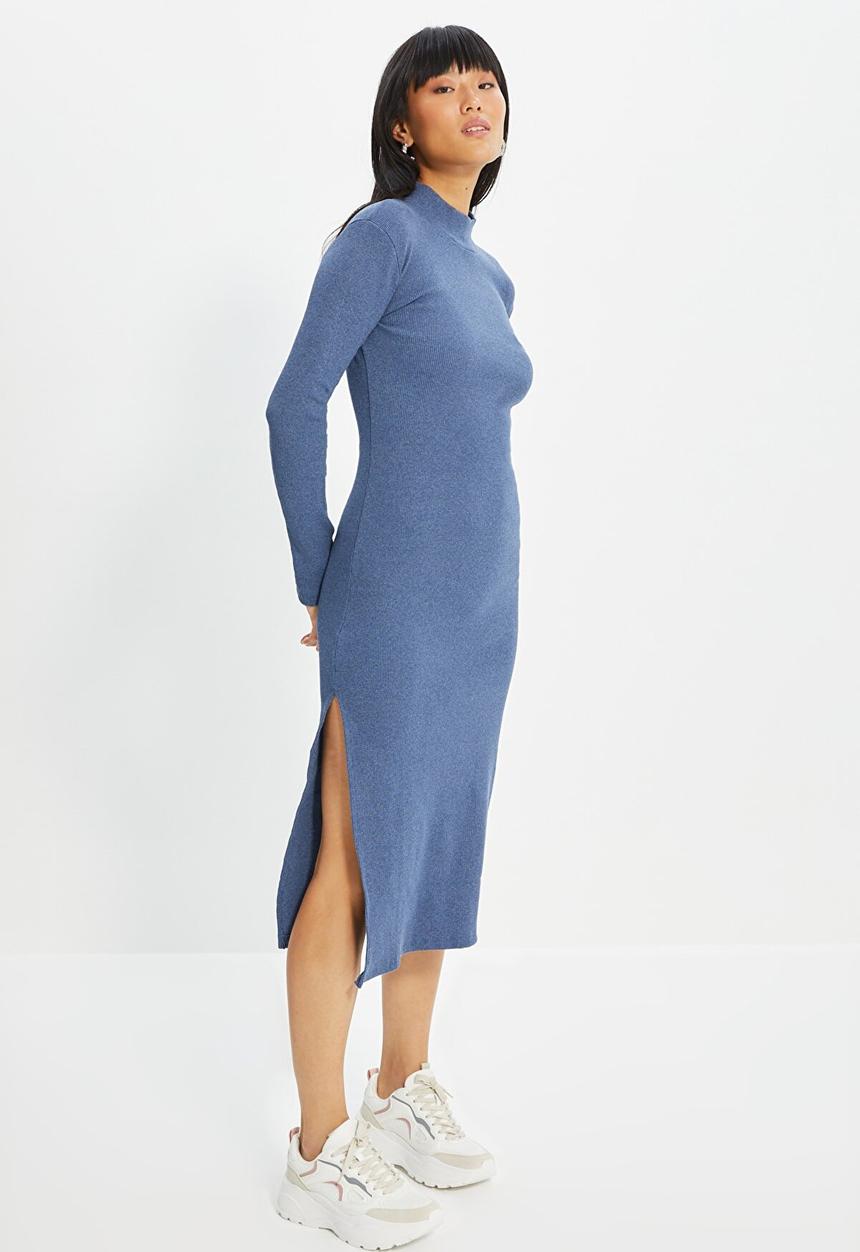 Trendyol - Ribbed bodycon midi knitted dress - indigo