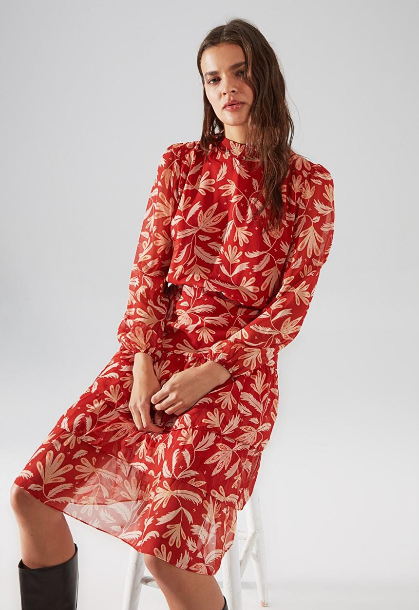 Trendyol - Ruffle dress - brown