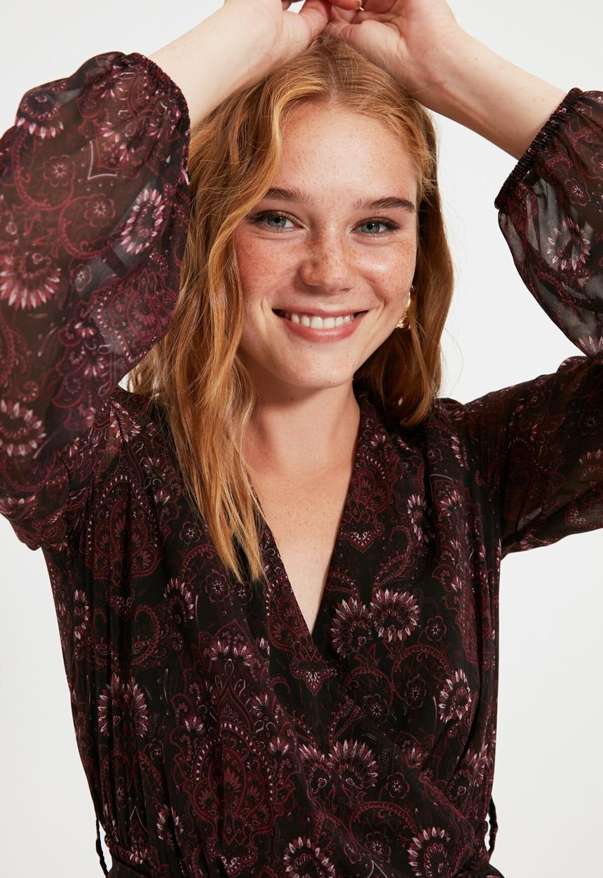 Trendyol - Belted dress - burgundy