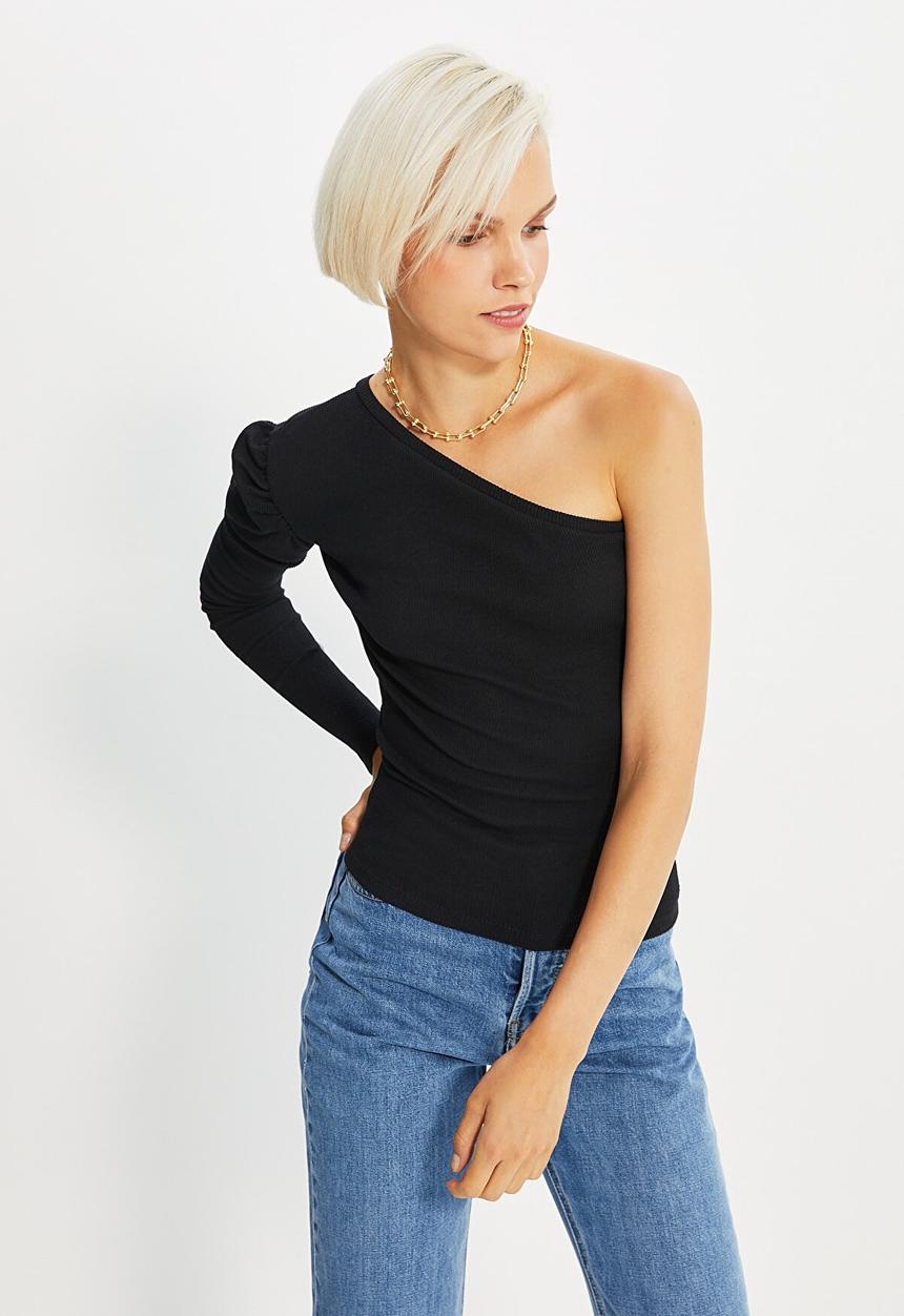 Trendyol - One-shoulder tee - black