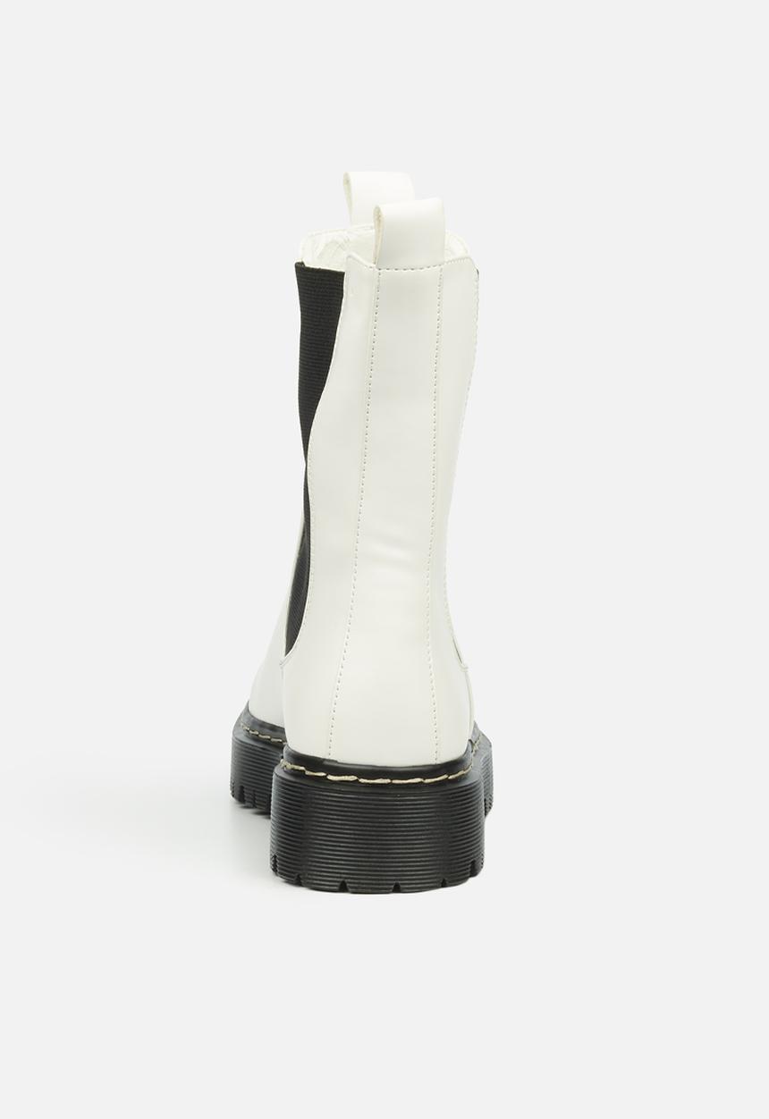 Miss Black - Nirvana2 chelsea boot - white