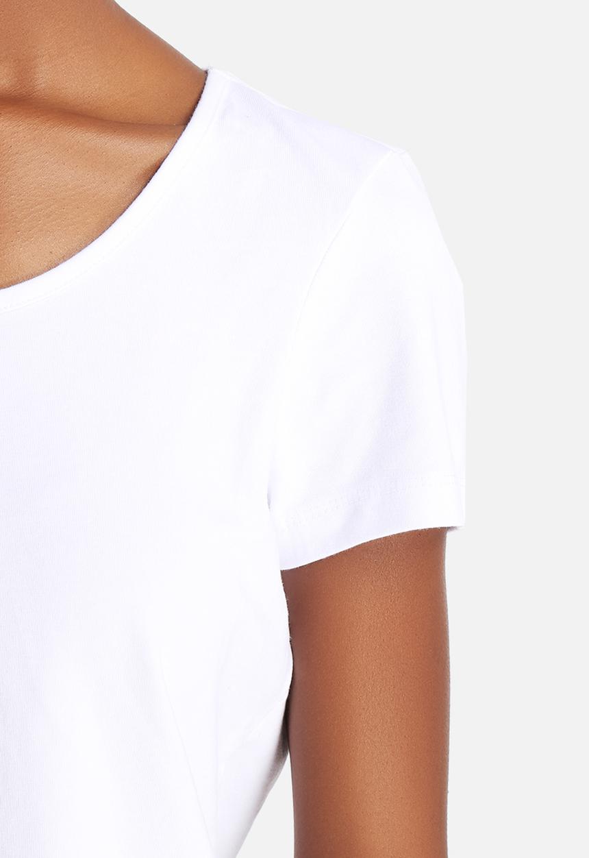 Noisy May - Victory O-Neck Tee