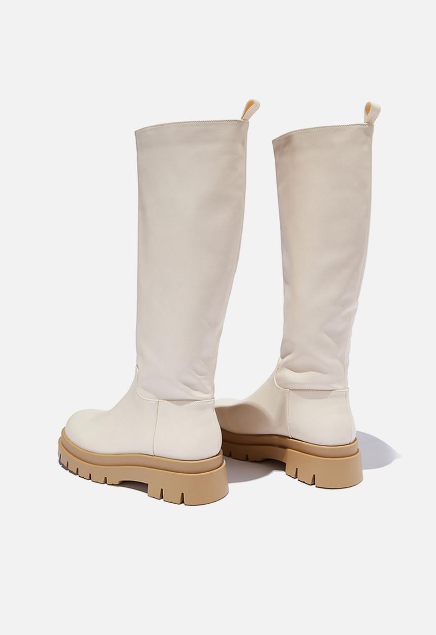 Cotton On - Mackenzie combat tall gusset boot - ecru & gum