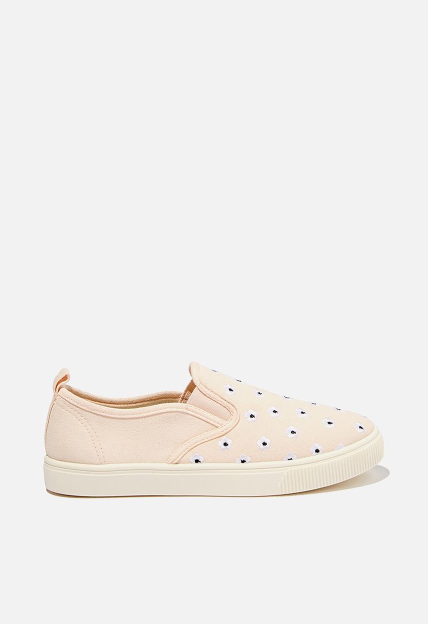 Cotton On - Cara slip on - pink daisy embroidery